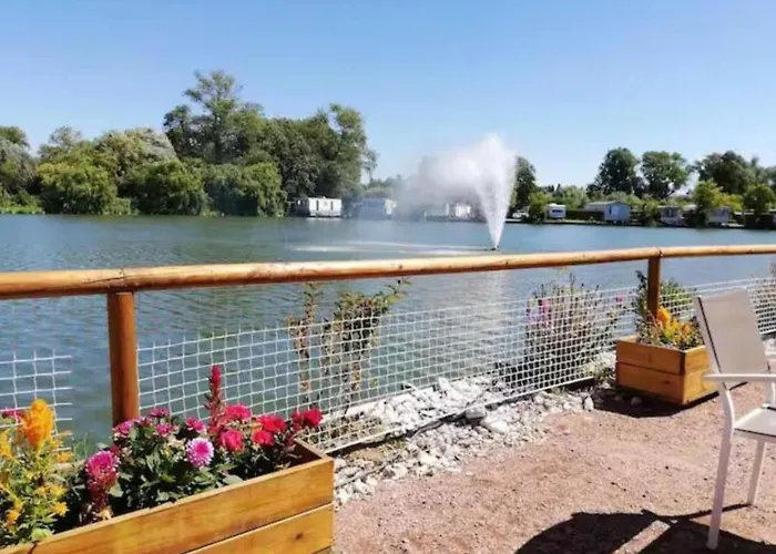 6 Au Bord Du Lac, Peche Sans Permis Gratuite *