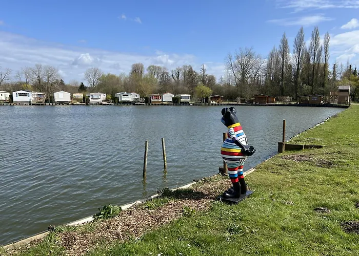 6 Au Bord Du Lac, Peche Sans Permis Gratuite